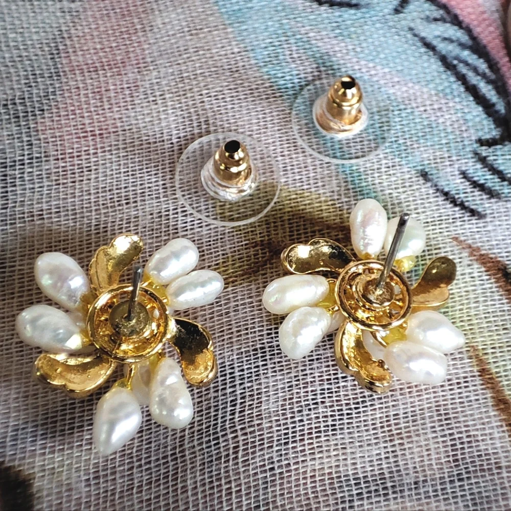 Fresh Water Pearls this listing